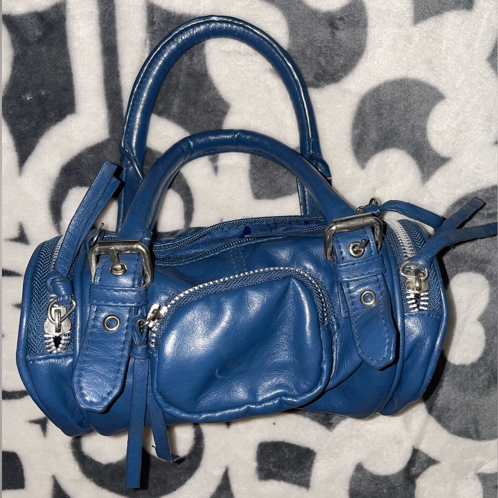 MINI blue bag 👛💙